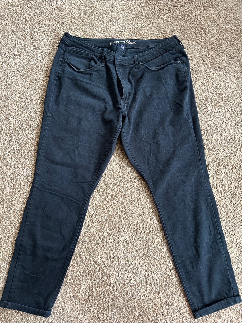 Universal Thread Skinny Jeans in Black